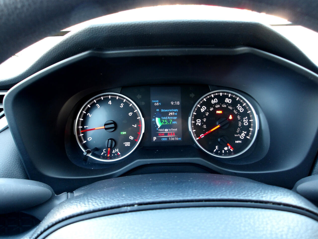 Used 2020 Toyota RAV4 LE image 17