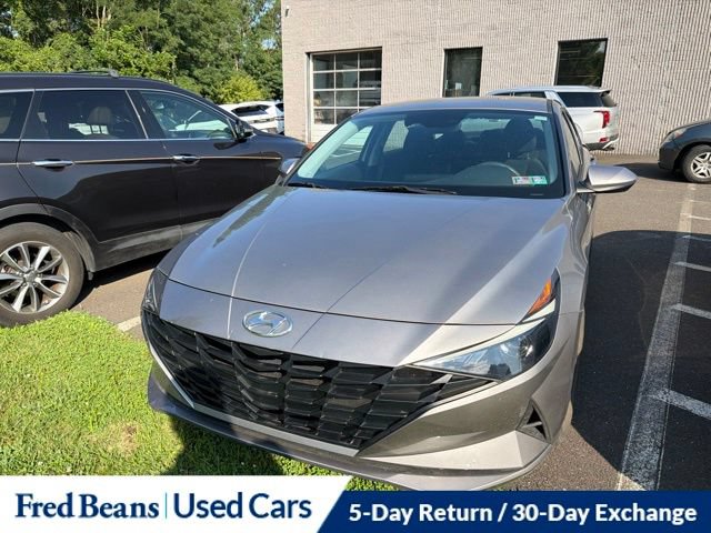 Used 2023 Hyundai Elantra SEL w/ Cargo Package FWD video 1