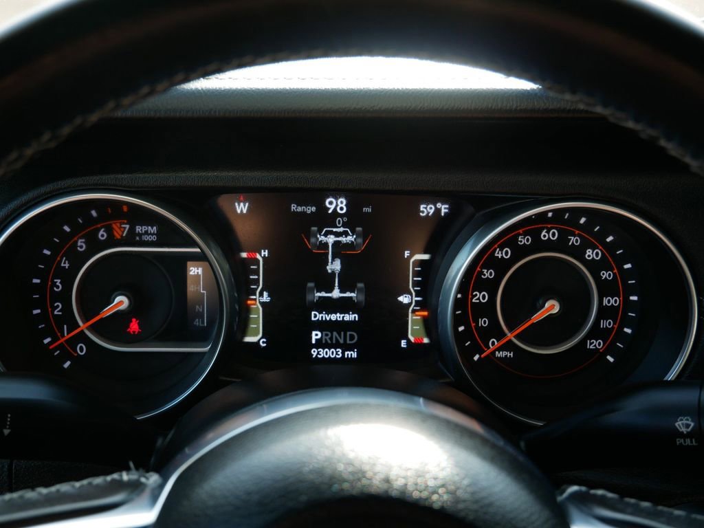 Used 2018 Jeep Wrangler Unlimited Sahara AWD/4WD image 22
