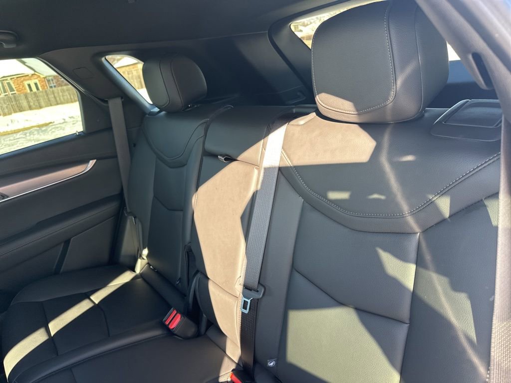 Certified 2025 Cadillac XT5 Luxury image 30
