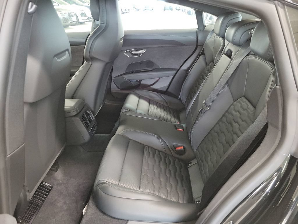 Used 2025 Audi S e-tron GT Premium Plus AWD/4WD image 19