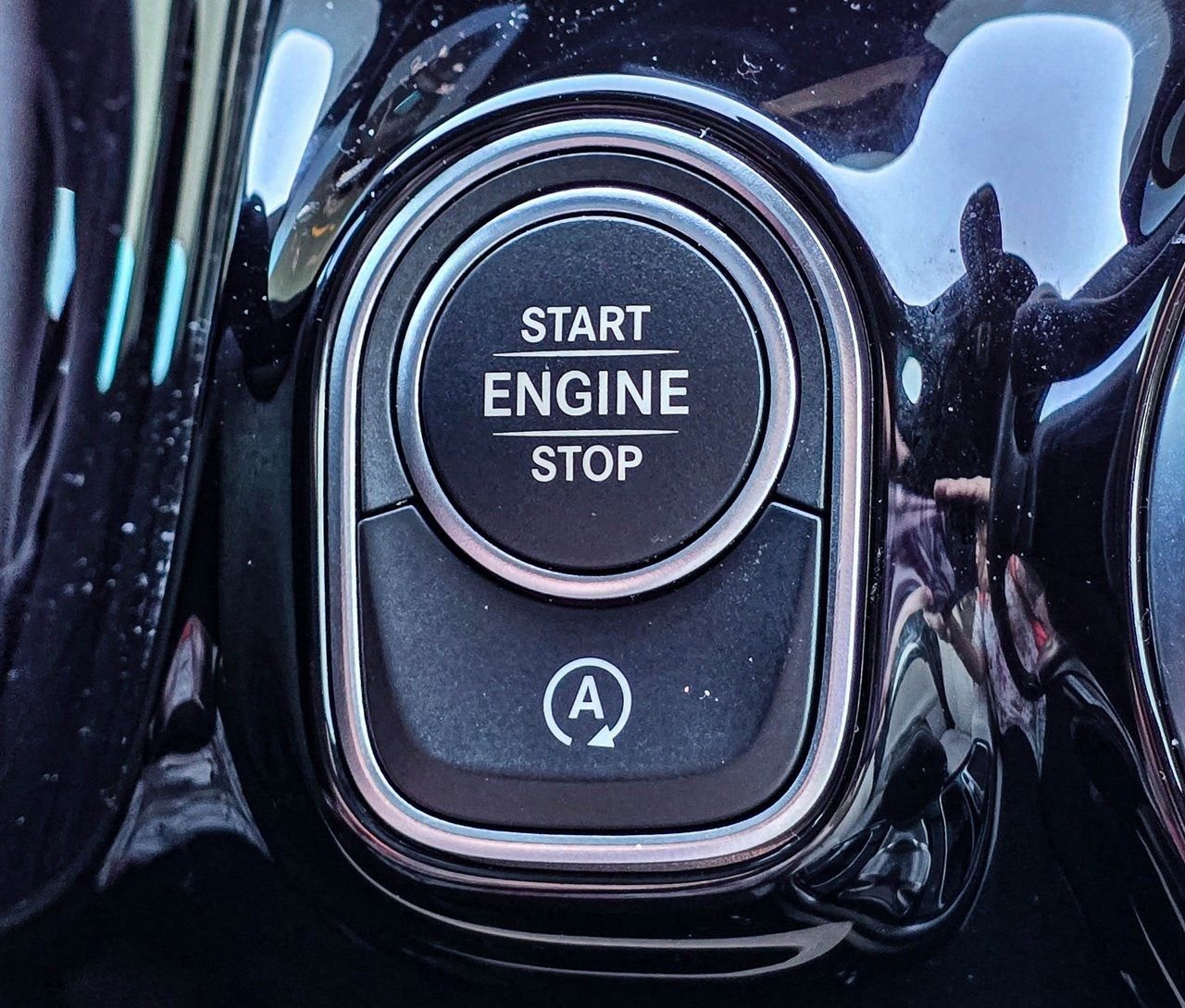 Used 2025 Mercedes-Benz GLA 250 4MATIC image 22