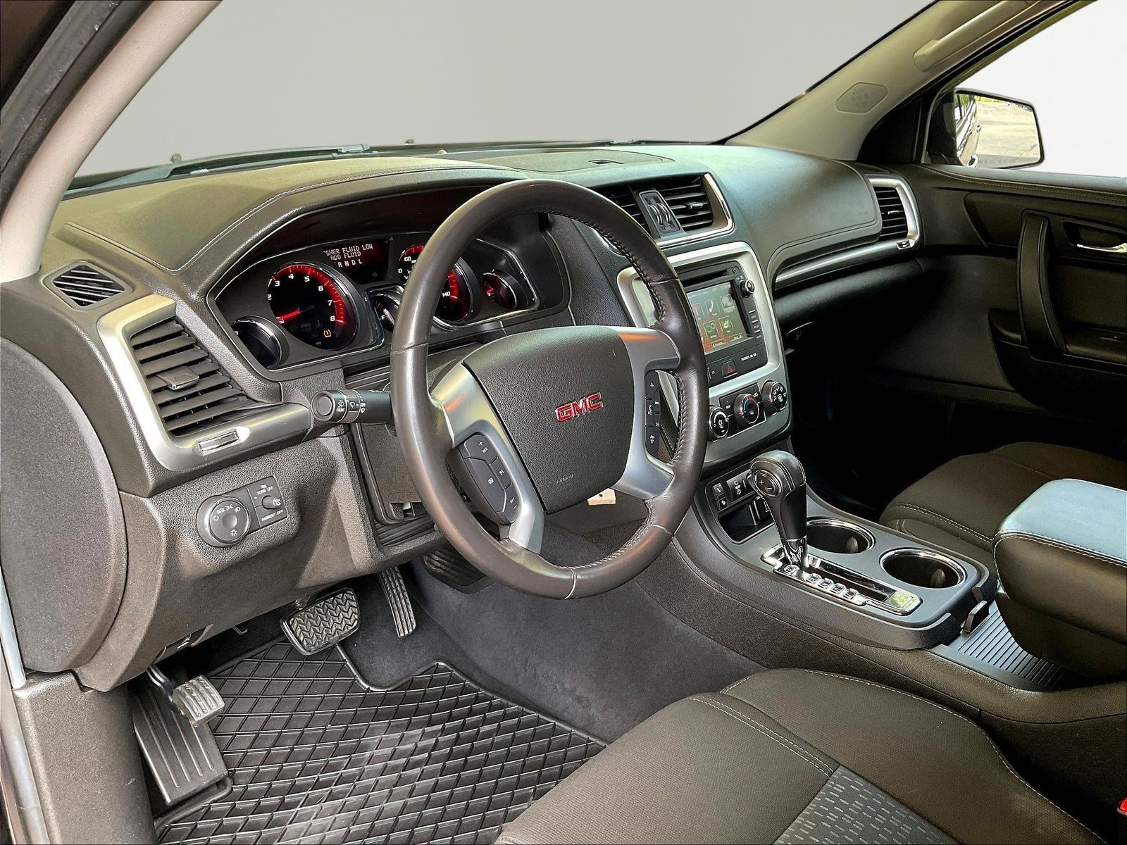 Used 2016 GMC Acadia SLE FWD image 16