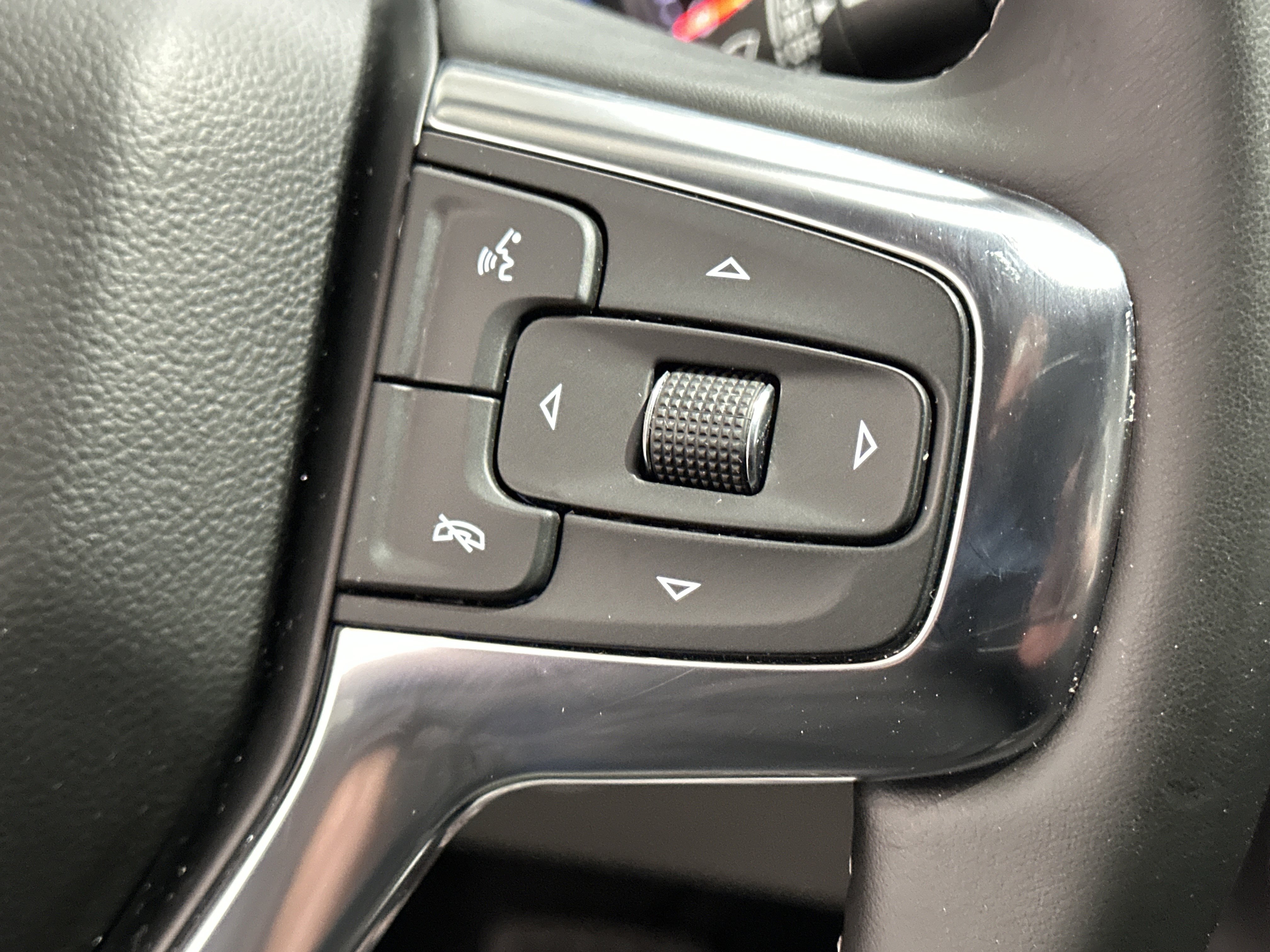 Used 2024 Chevrolet Blazer LT image 29