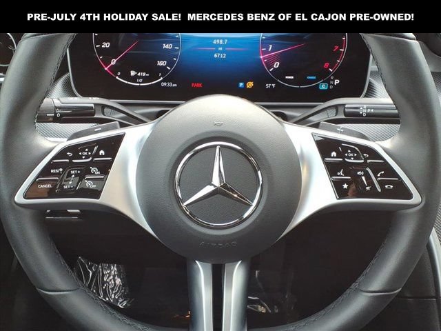 Used 2025 Mercedes-Benz C 300 4MATIC Sedan image 9