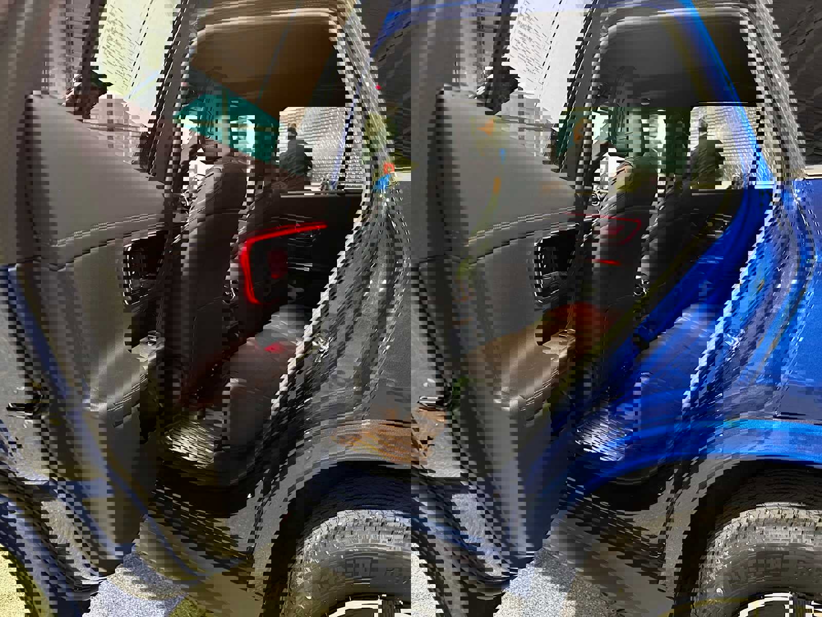 Used 2024 Mercedes-Benz GLC 300 4MATIC image 14