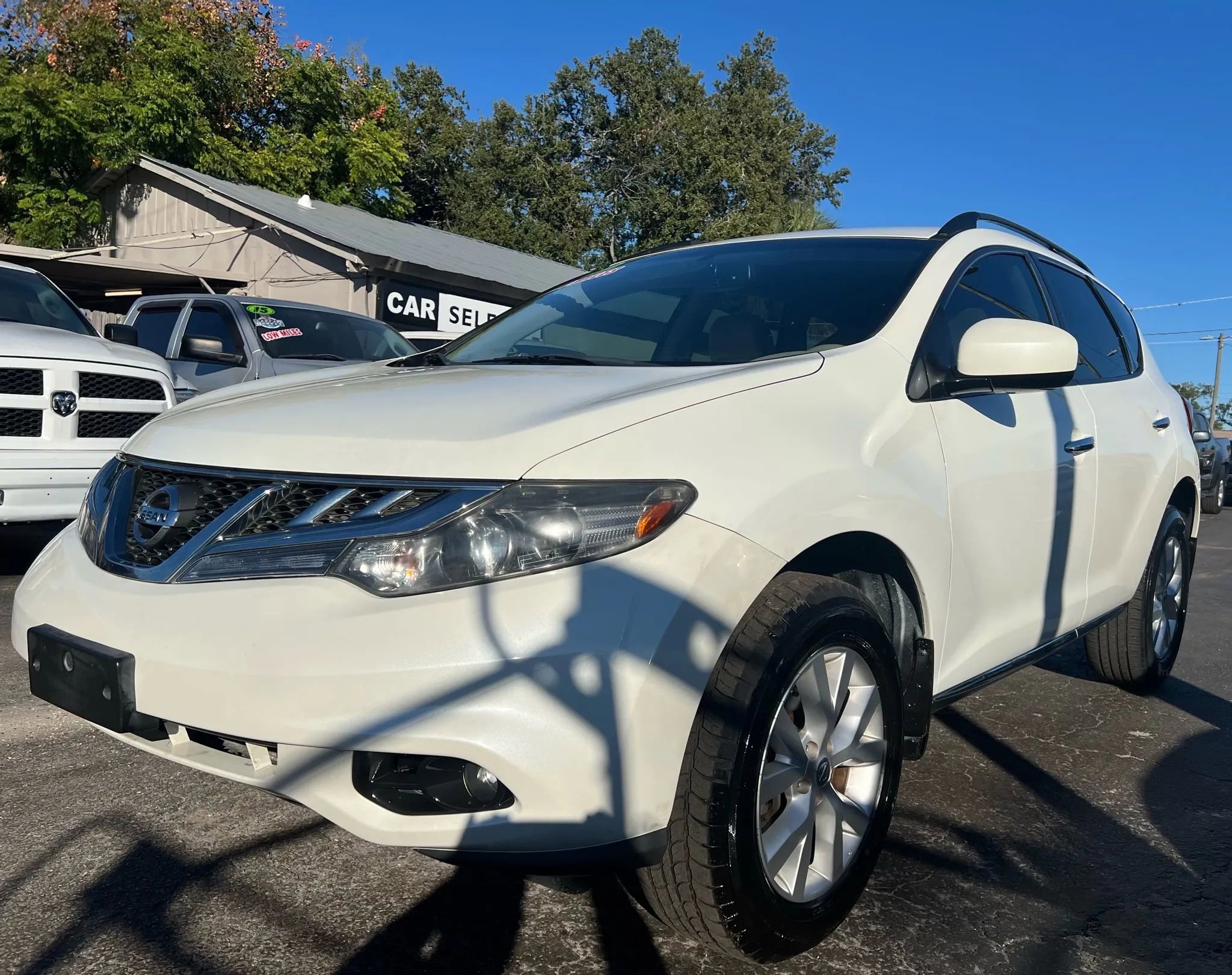 Used 2013 Nissan Murano SV image 2