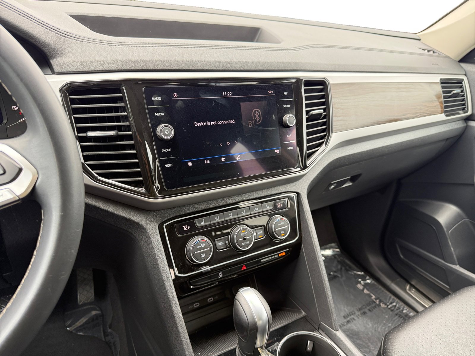 Used 2022 Volkswagen Atlas SE image 12