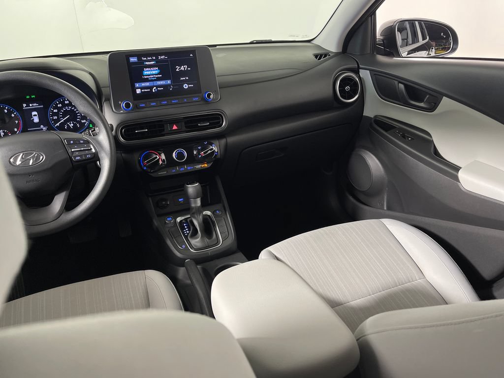Certified 2023 Hyundai Kona SEL AWD/4WD image 17