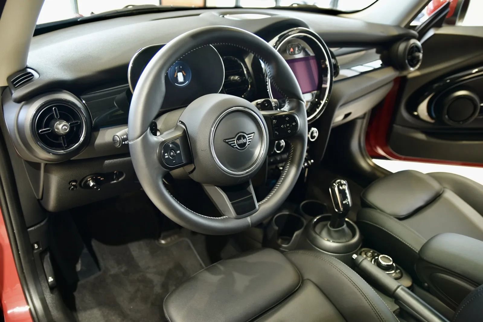 Used 2024 MINI Cooper S FWD image 11