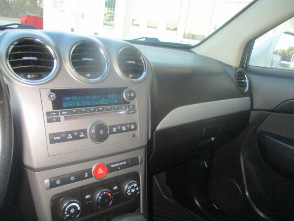 Used 2012 Chevrolet Captiva Sport LT image 36