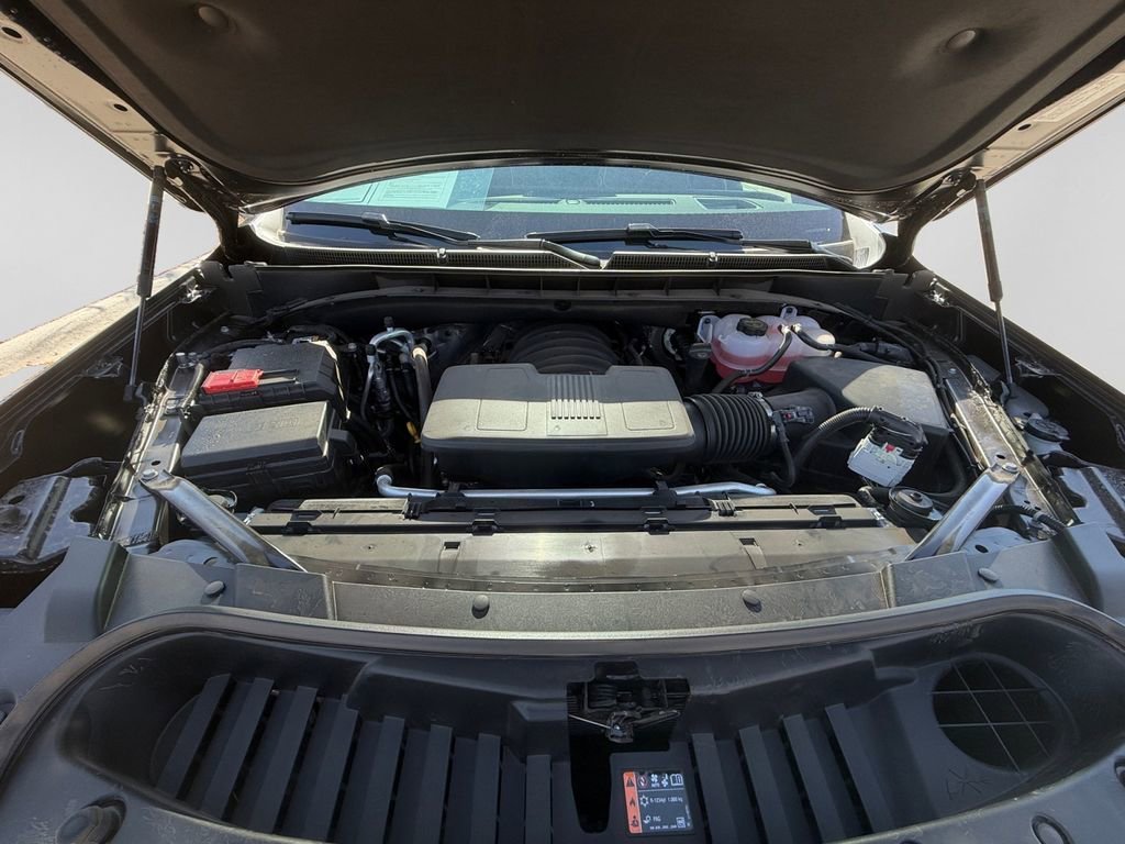 Used 2026 Cadillac Escalade Sport w/ Touring Package image 9