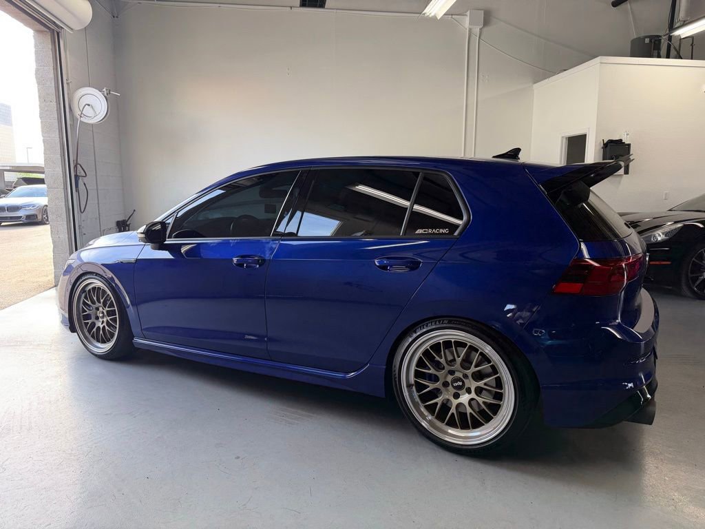 Used 2024 Volkswagen Golf R image 3