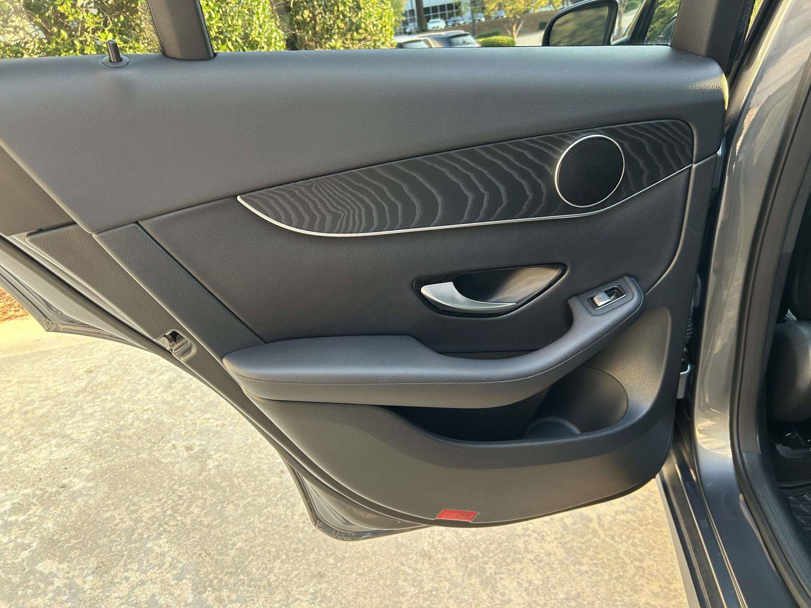 Used 2018 Mercedes-Benz GLC 300 4MATIC image 41