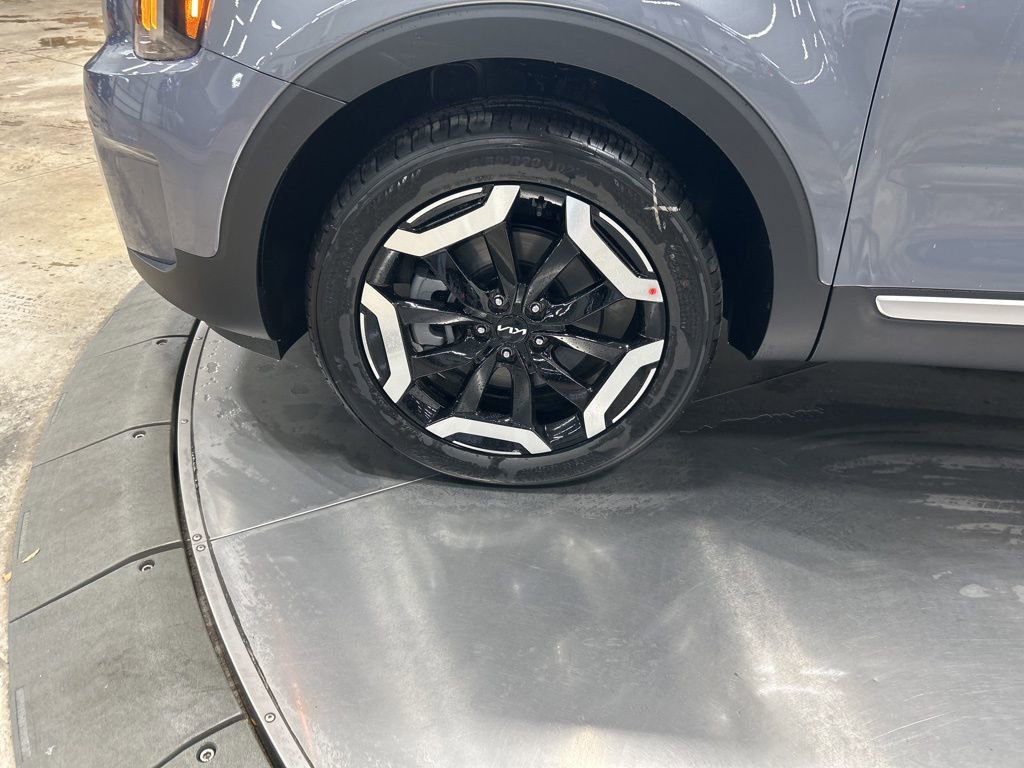 New 2025 Kia Telluride S image 30