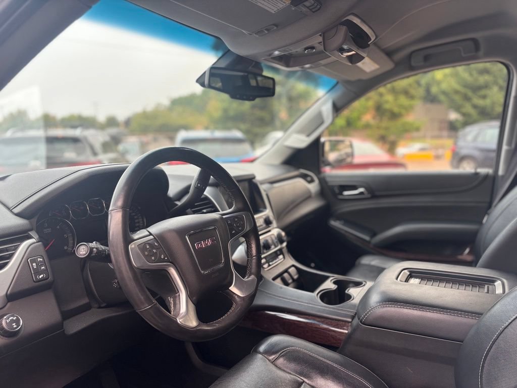 Used 2017 GMC Yukon XL SLT AWD/4WD image 24