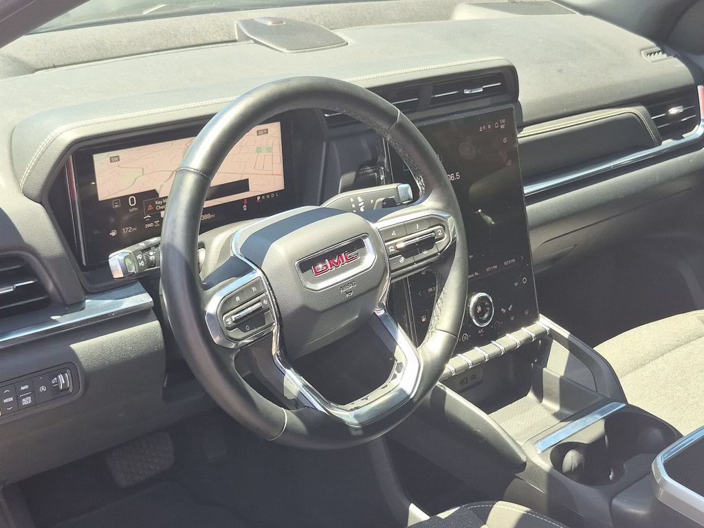 Used 2025 GMC Terrain Elevation AWD/4WD image 15