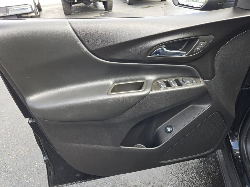 Certified 2024 Chevrolet Equinox LT AWD/4WD image 23