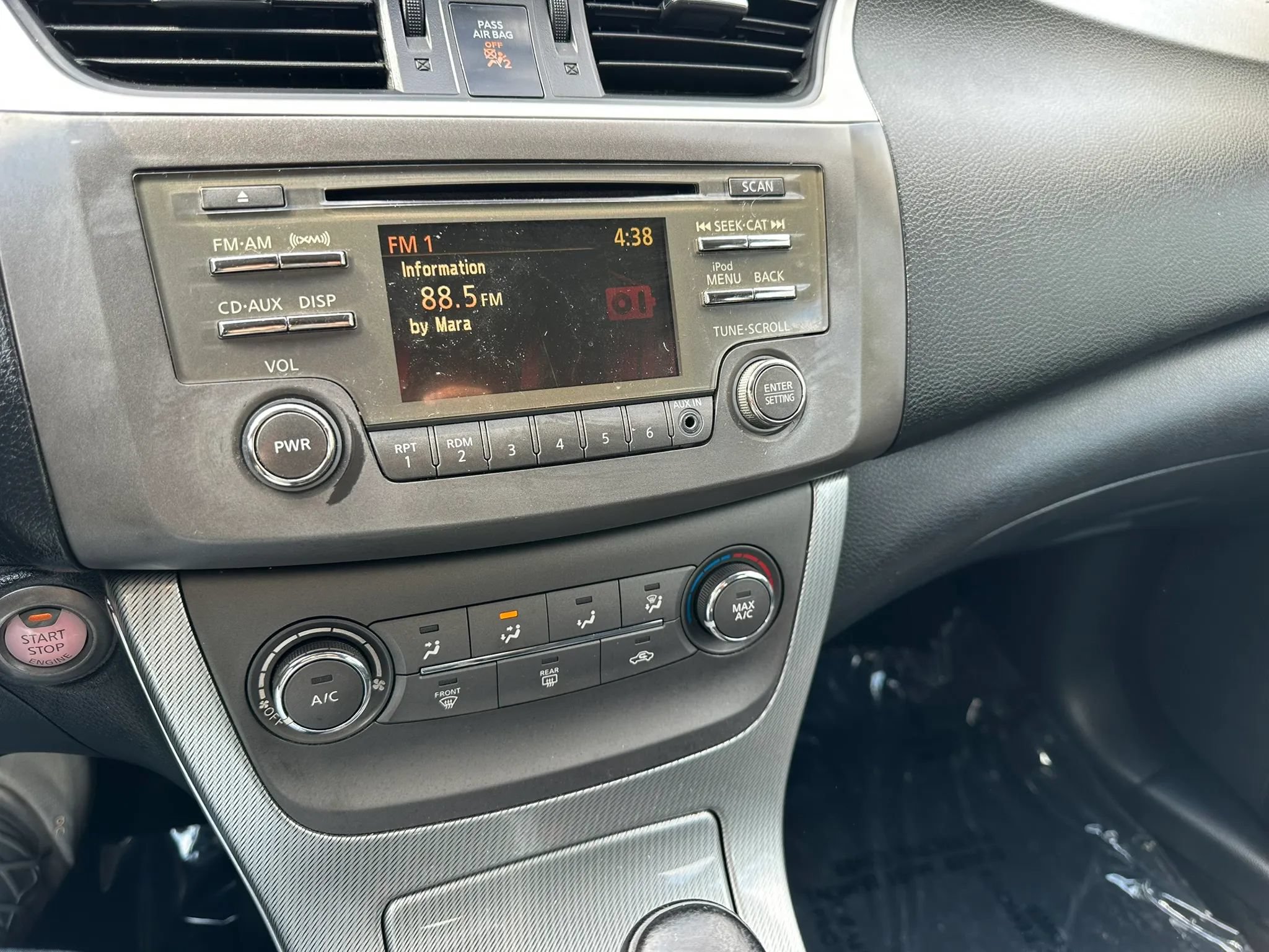Used 2013 Nissan Sentra SR w/ Driver Pkg FWD image 24