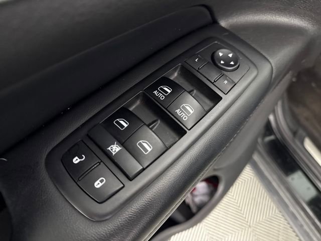 Used 2019 Jeep Grand Cherokee Limited AWD/4WD image 20