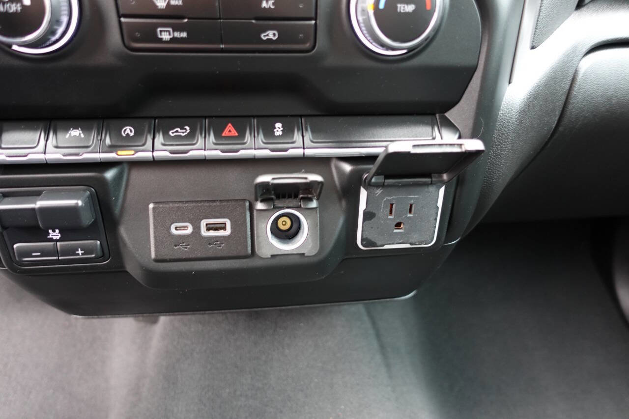 Used 2023 Chevrolet Silverado 1500 Custom image 43