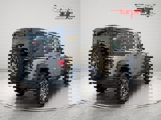 Used 2017 Jeep Wrangler Unlimited Rubicon w/ Cold Weather Group image 5