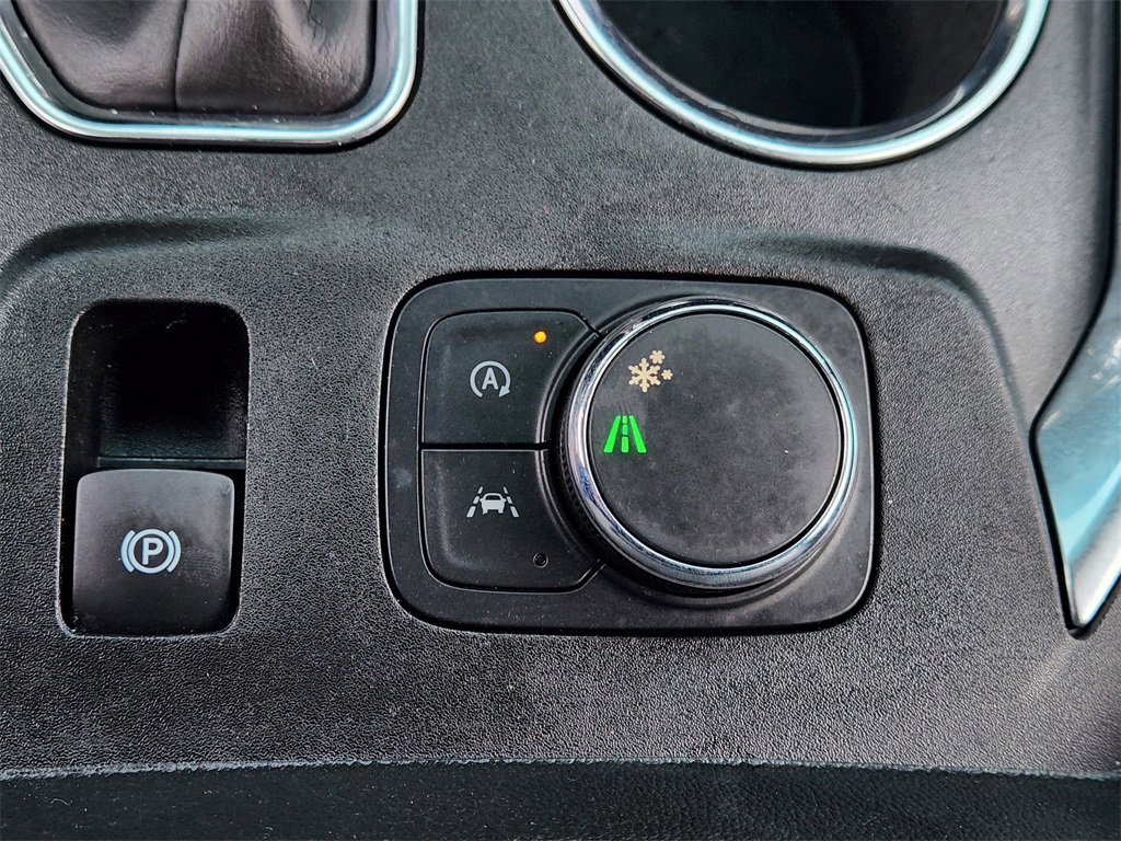 Certified 2023 Chevrolet Traverse LT image 19