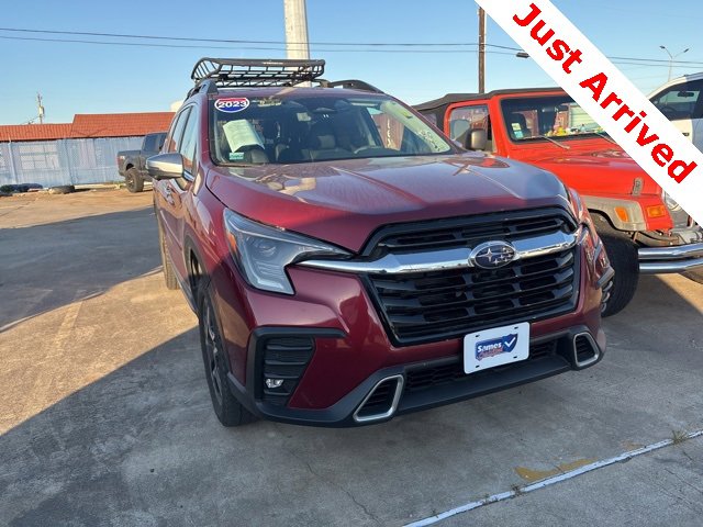 Used 2023 Subaru Ascent Touring image 3