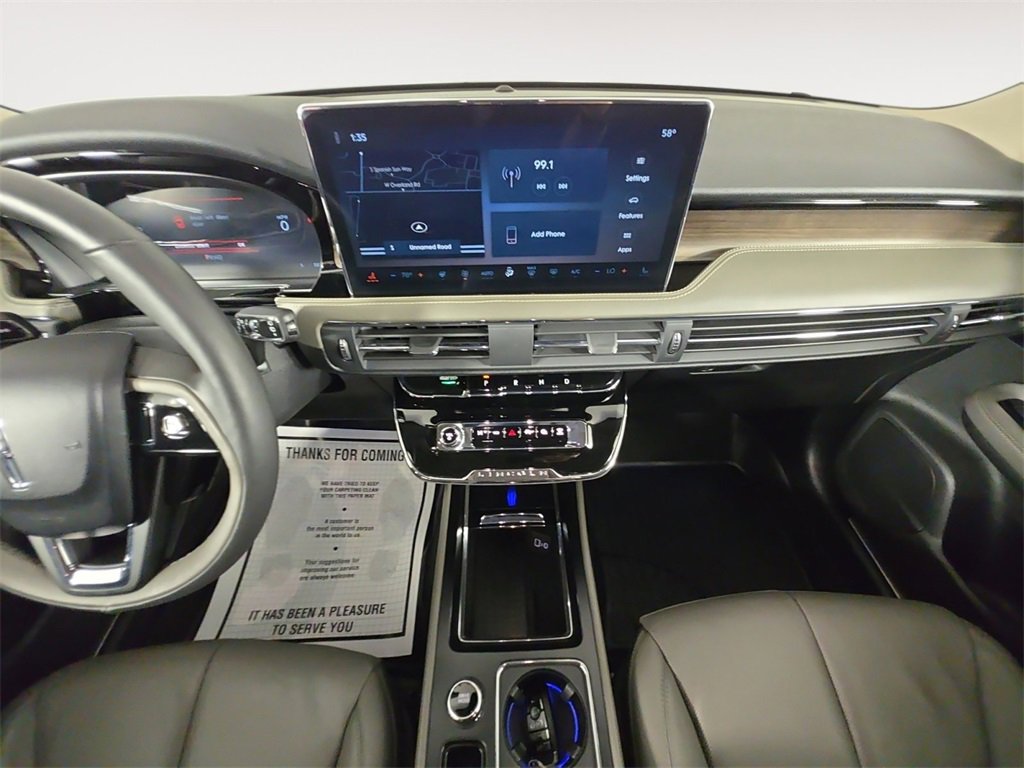 Used 2024 Lincoln Corsair Reserve w/ Equipment Group 201A image 11