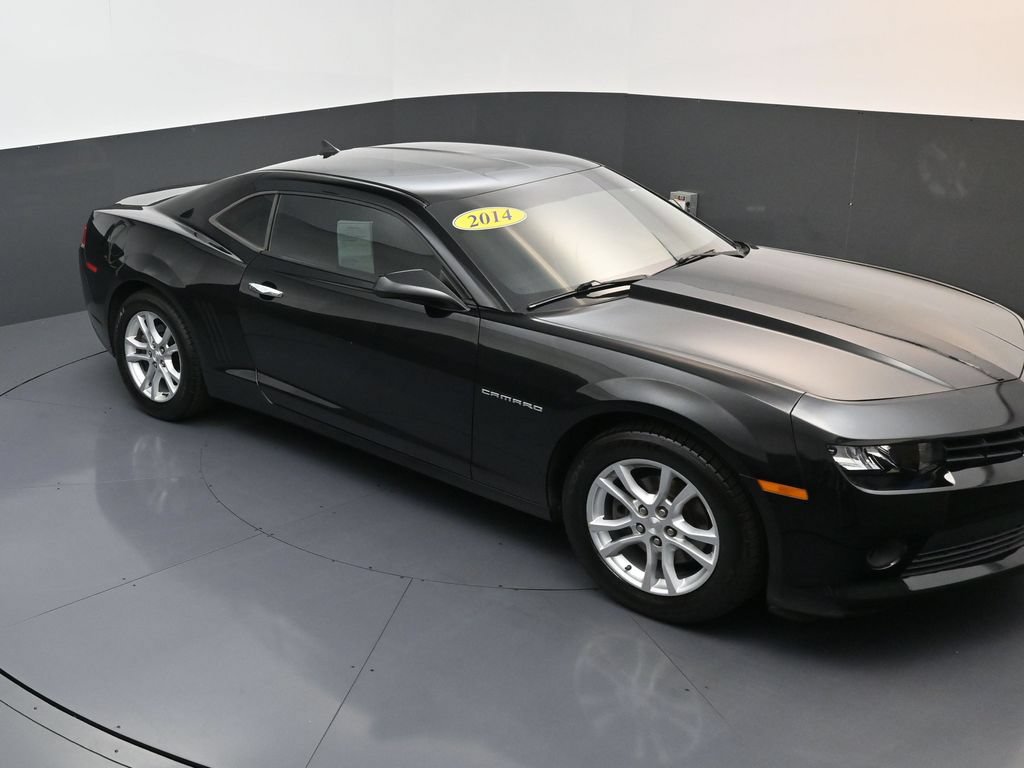 Used 2014 Chevrolet Camaro LS RWD image 18