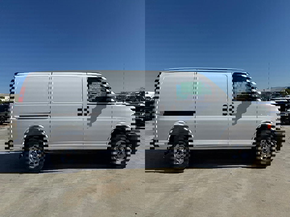 New 2025 GMC Savana 2500 w/ Driver Convenience Package image 7