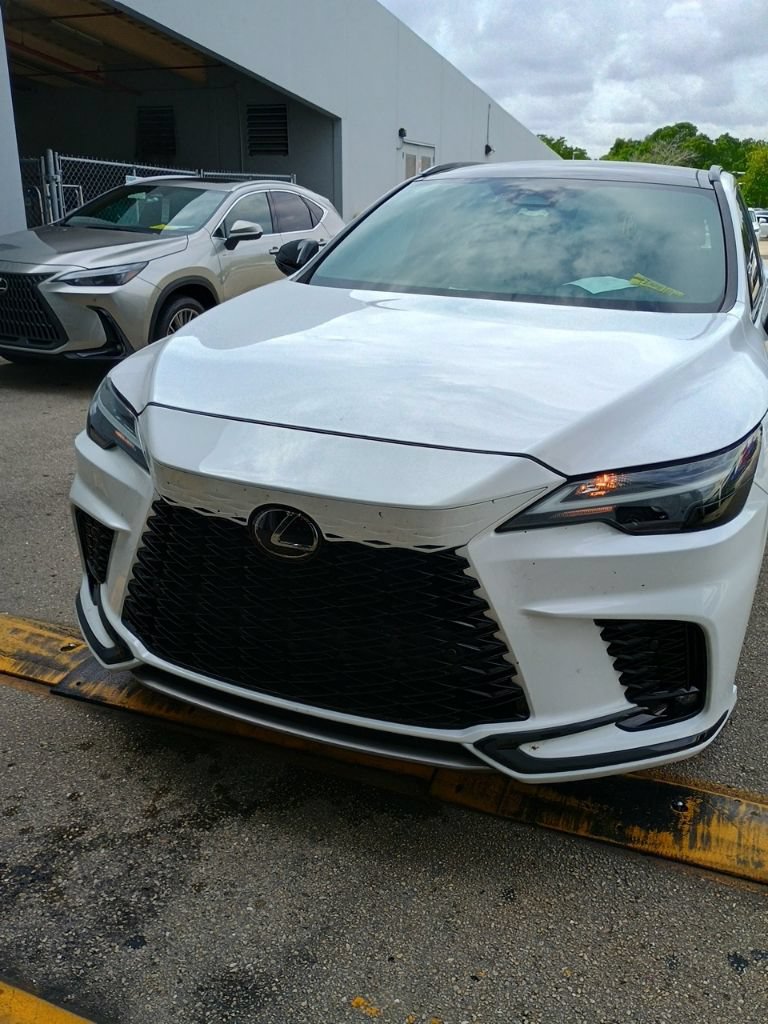 Certified 2024 Lexus RX 500h F Sport w/ Cold Area Package AWD/4WD image 4