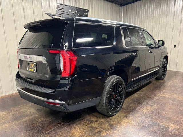 Used 2023 GMC Yukon XL SLT image 8