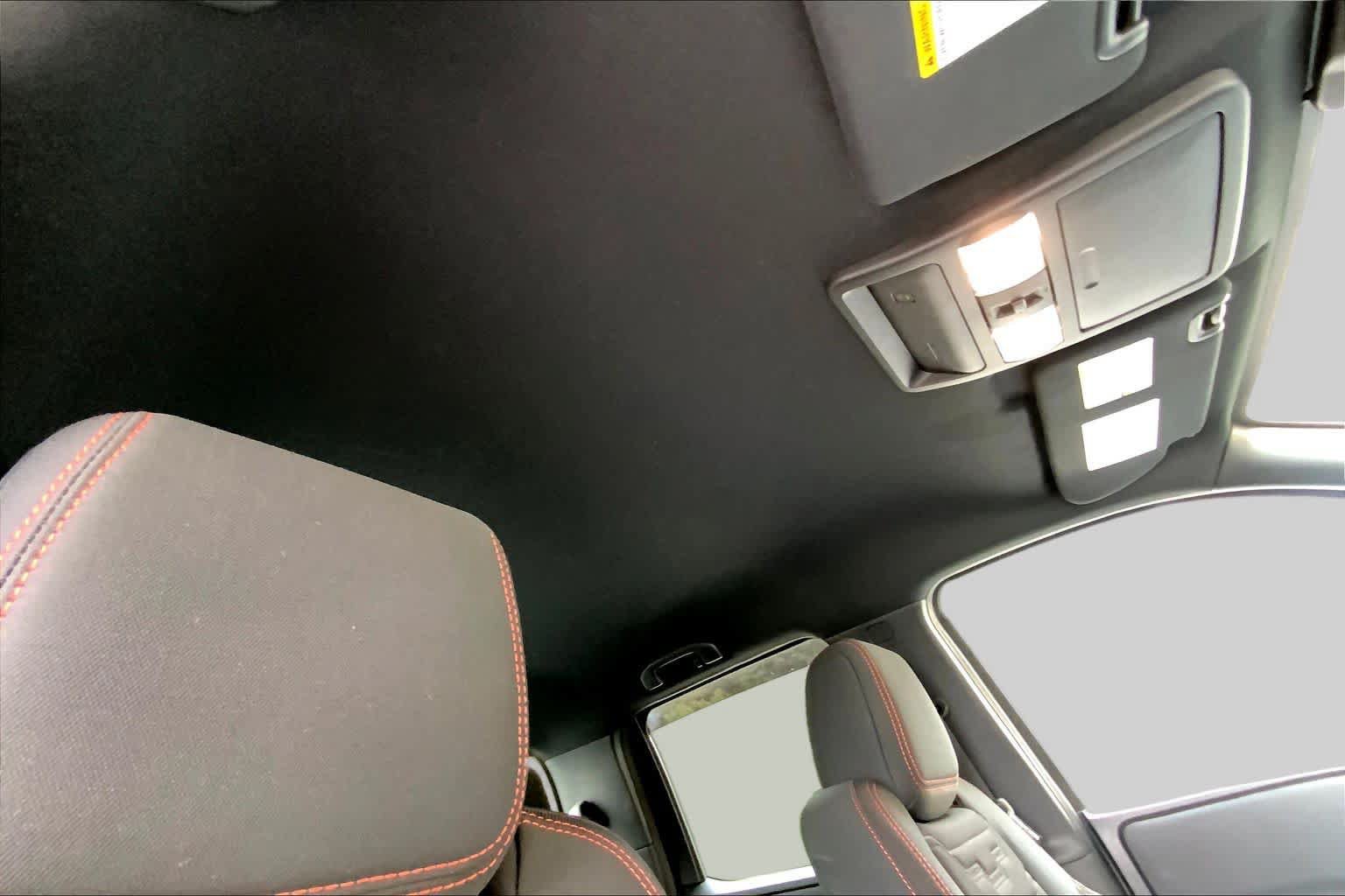 Used 2024 Nissan Frontier PRO-4X w/ Technology Package AWD/4WD image 14