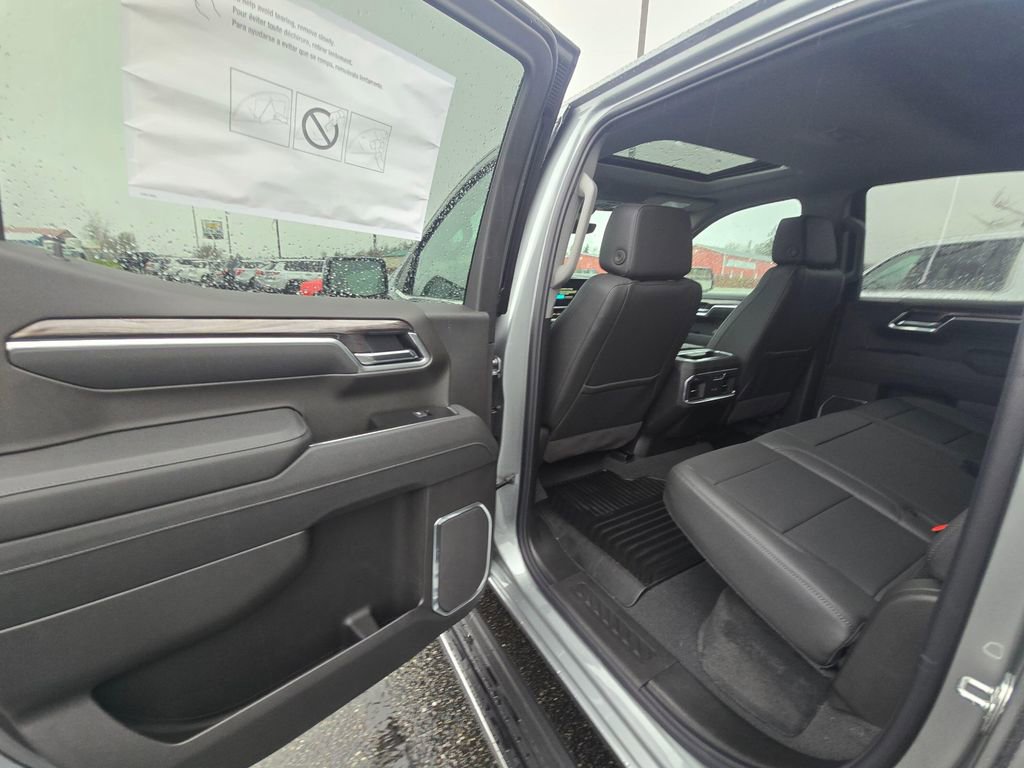 New 2026 Chevrolet Silverado 1500 LTZ w/ LTZ Premium Package image 11