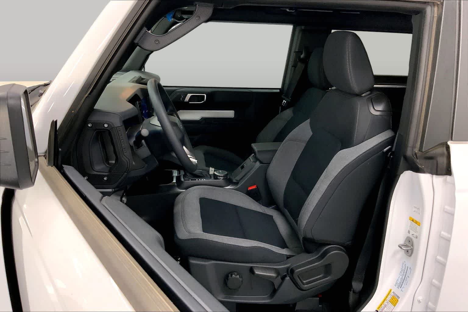 New 2026 Ford Bronco 2-Door AWD/4WD image 7
