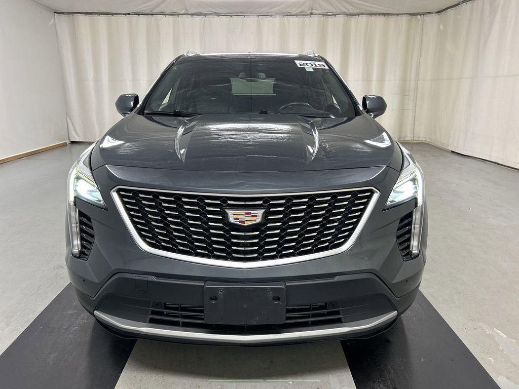 Used 2019 Cadillac XT4 Premium Luxury w/ Cold Weather Package AWD/4WD image 3