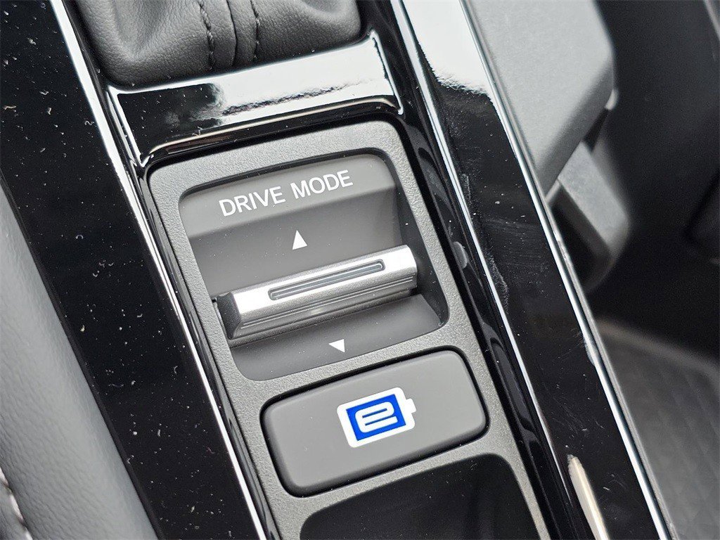 New 2025 Honda Accord Touring image 13