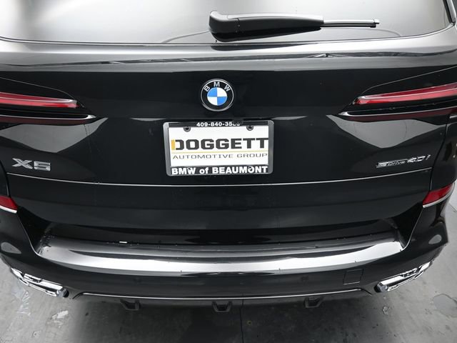 New 2026 BMW X5 sDrive40i w/ M Sport Package image 14