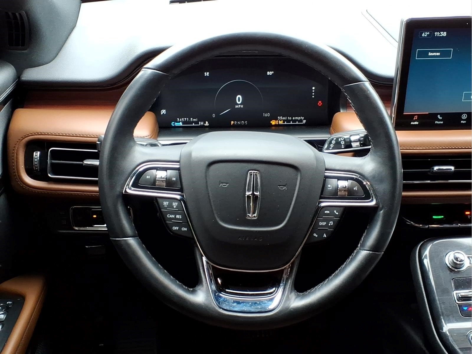 Used 2023 Lincoln Nautilus Reserve AWD/4WD image 12