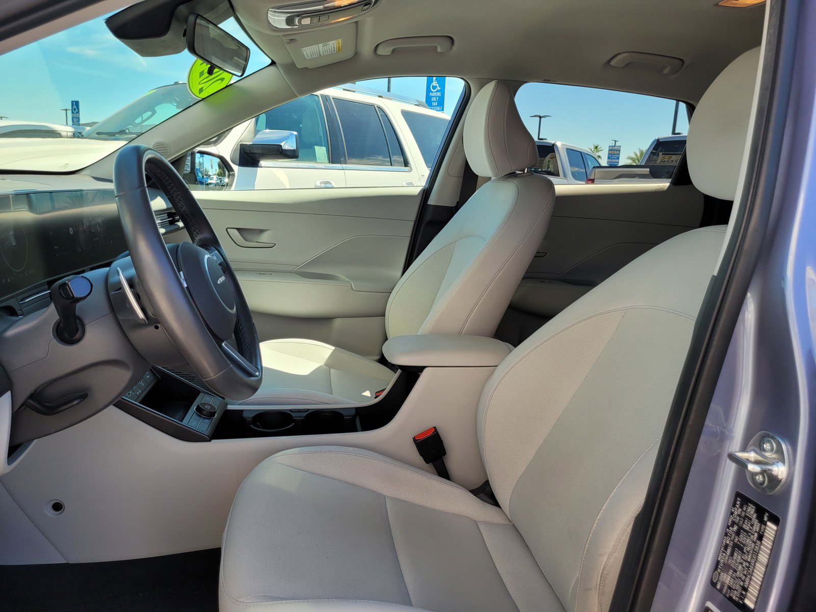 Used 2024 Hyundai Kona SEL FWD image 10