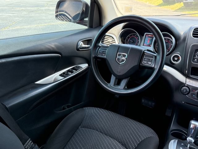 Used 2020 Dodge Journey SE w/ Blacktop Package FWD image 10