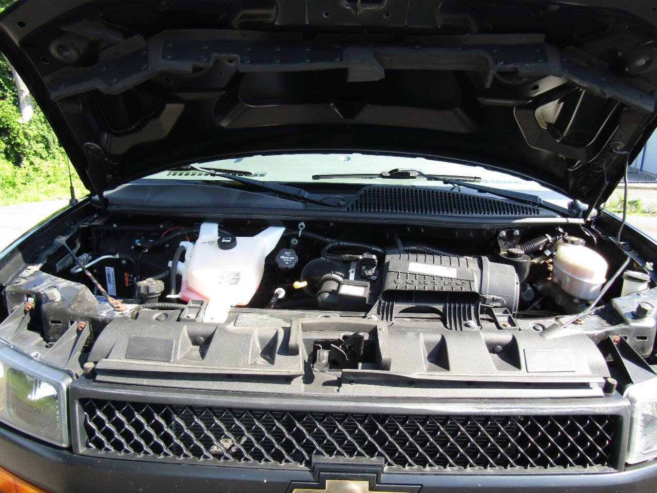 Used 2018 Chevrolet Express 2500 LS RWD image 20