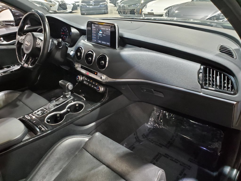 Used 2020 Kia Stinger GT-Line RWD image 14
