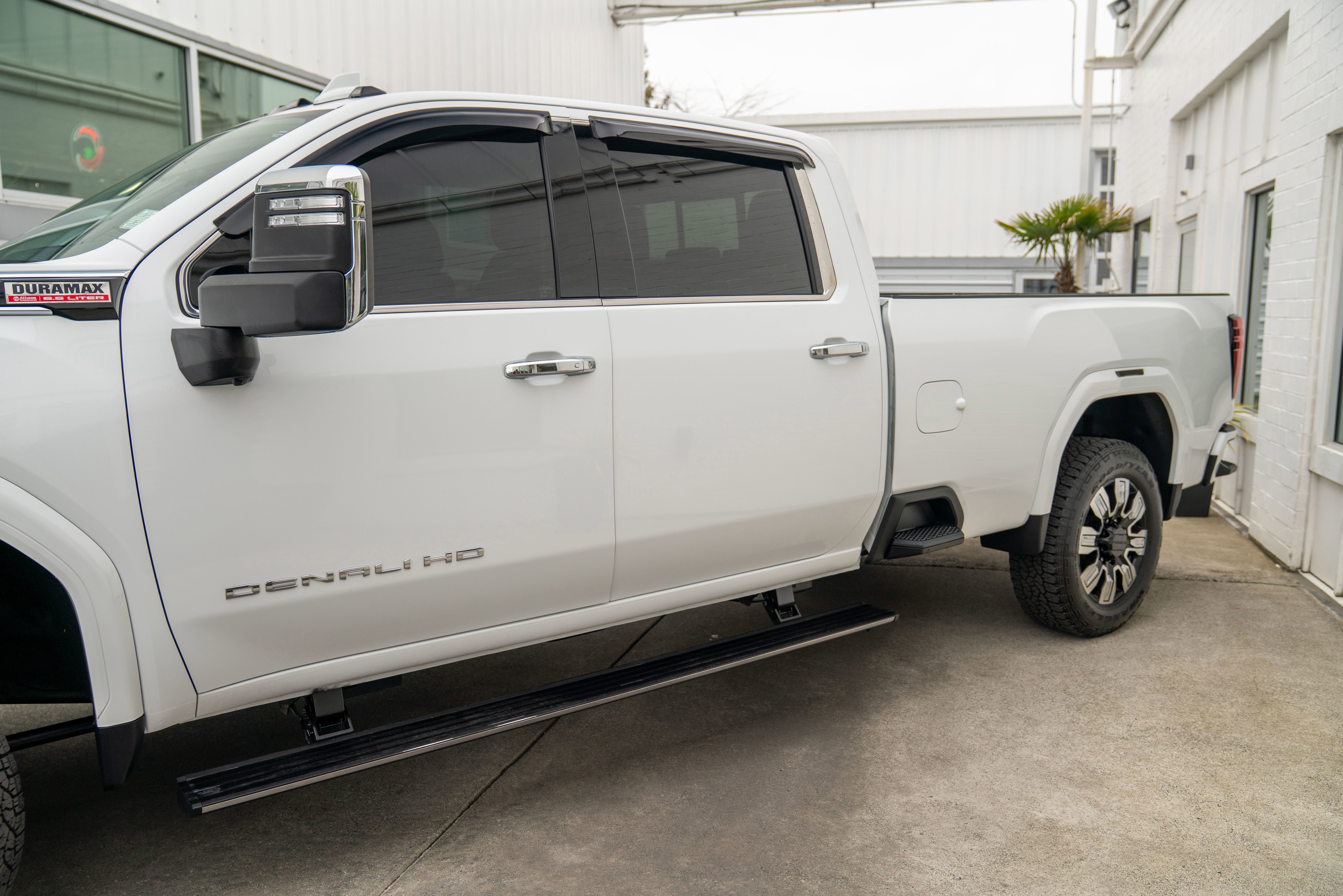 Used 2024 GMC Sierra 3500 Denali w/ Denali Reserve Package image 6