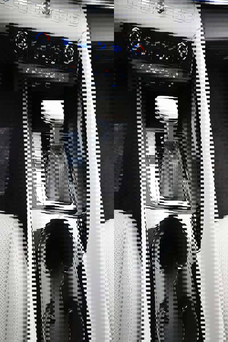 New 2026 Hyundai Elantra Limited image 19