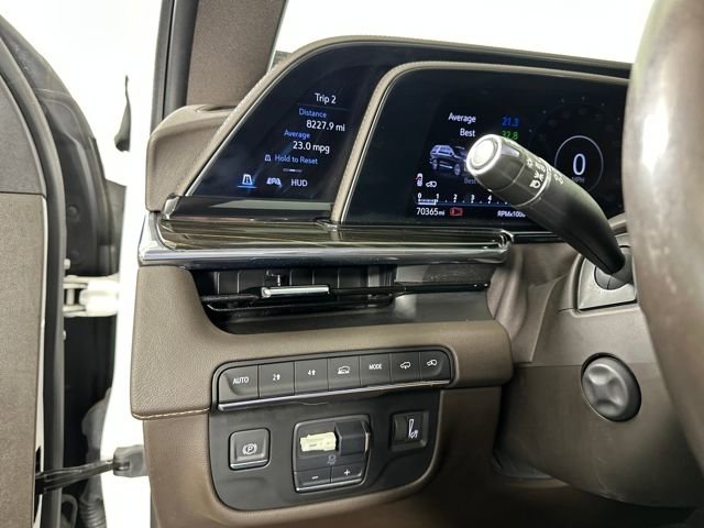 Used 2024 Cadillac Escalade ESV Sport w/ LPO, ONYX Package image 19