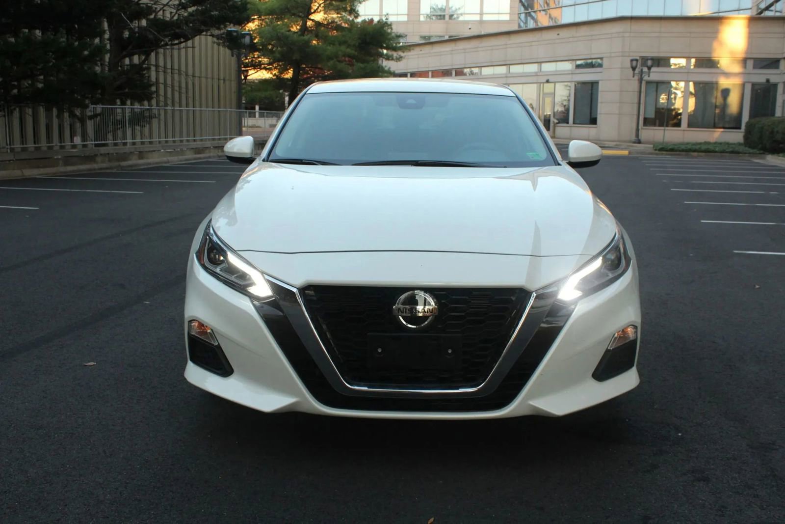 Used 2022 Nissan Altima 2.5 SV AWD/4WD image 4