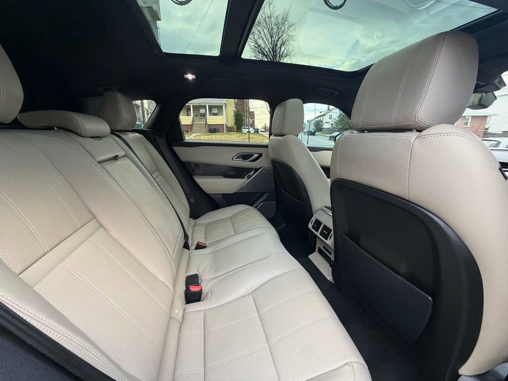 Used 2018 Land Rover Range Rover Velar R-Dynamic SE AWD/4WD image 20
