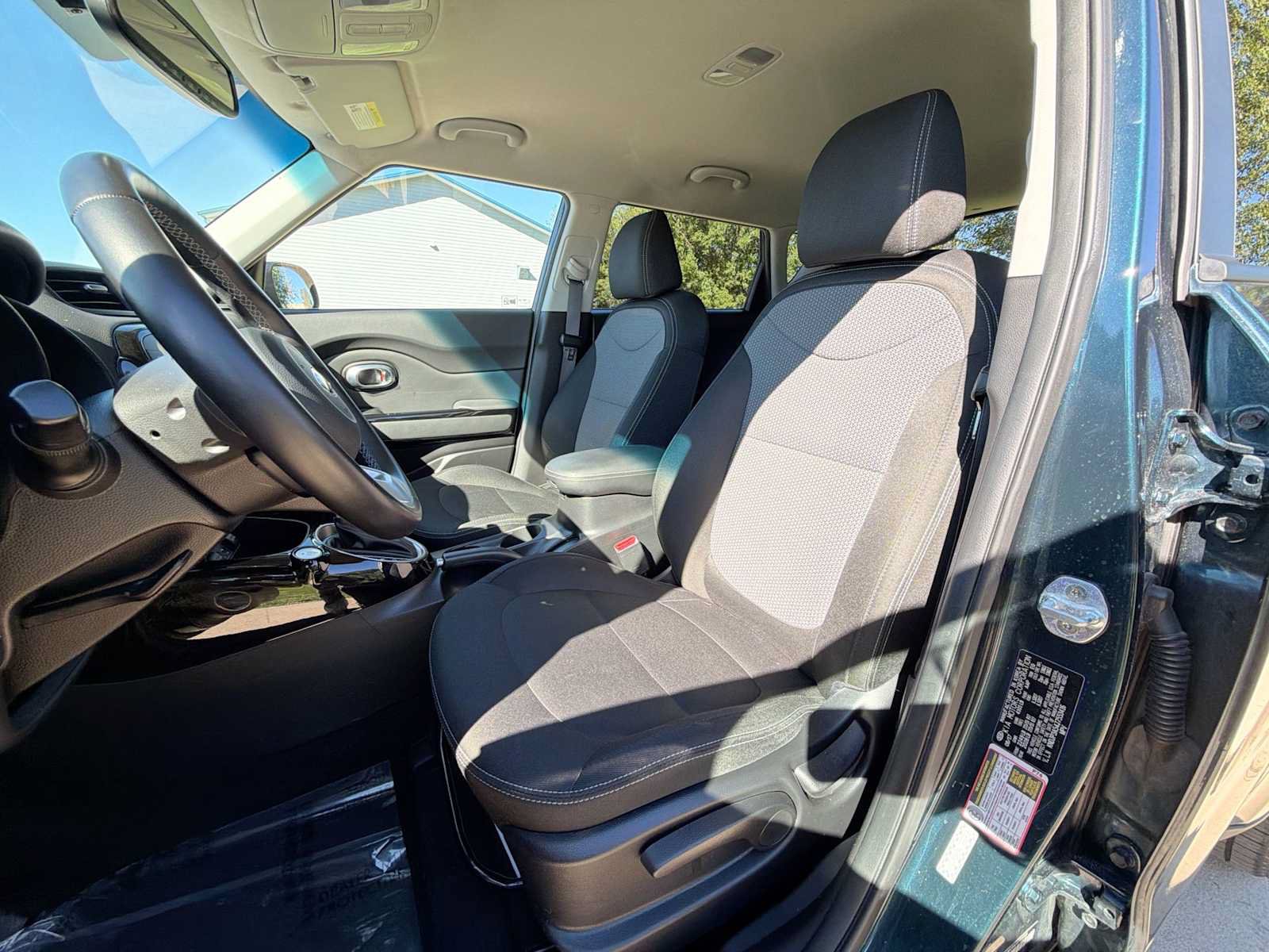 Used 2018 Kia Soul + w/ Audio Package FWD image 13